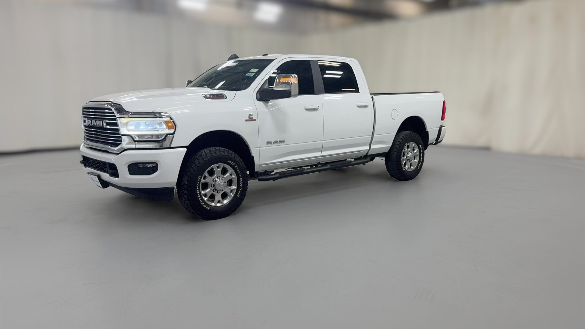2024 Ram 2500 Crew Cab vehicle photo