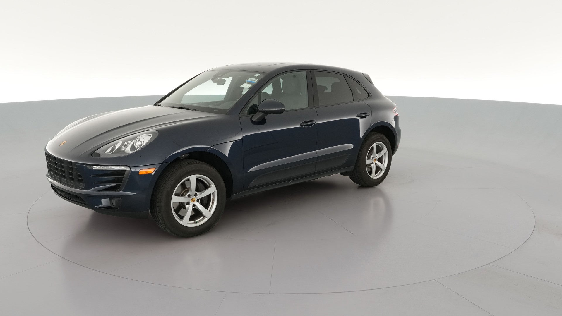 2018 Porsche Macan vehicle photo