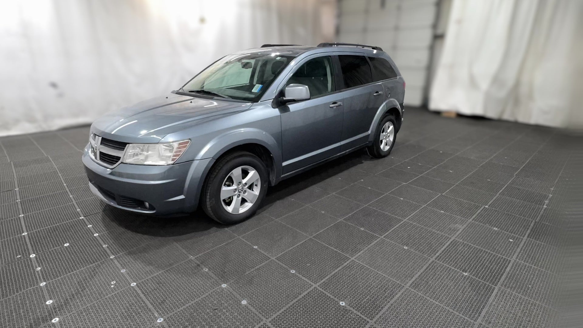 2010 Dodge Journey vehicle photo