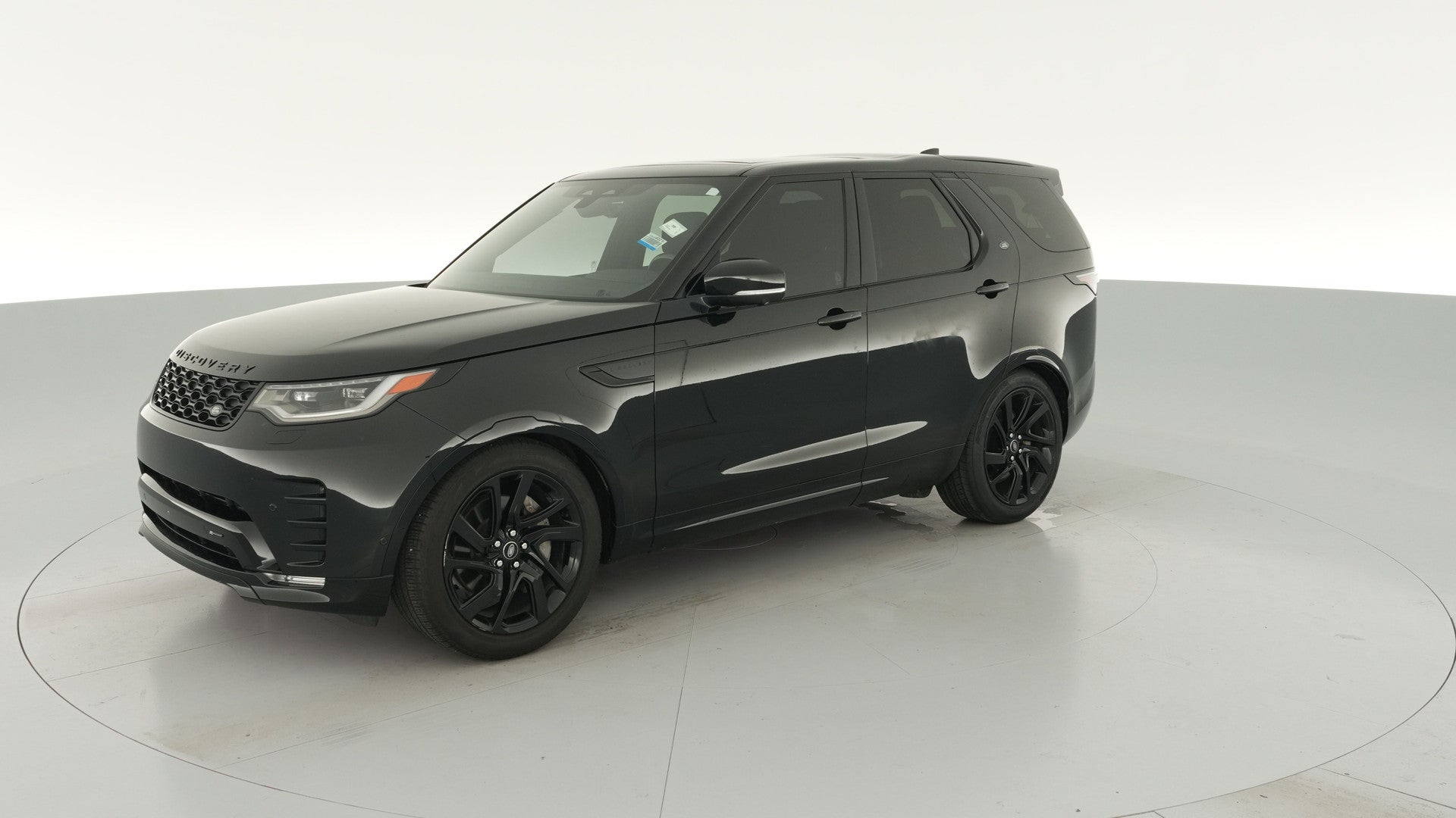 2023 Land Rover Discovery vehicle photo