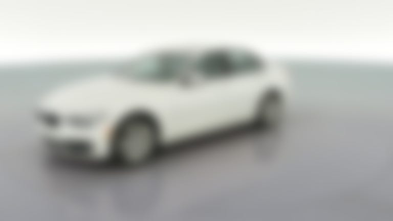 2018 BMW 3 Series vehicle photo