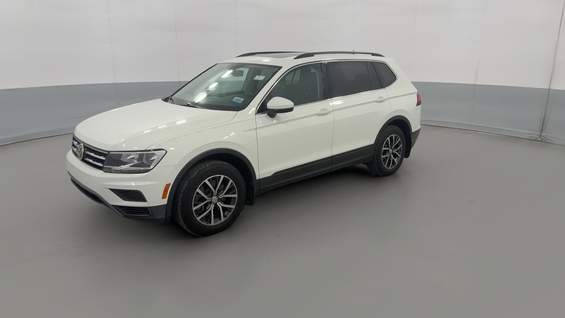 2019 Volkswagen Tiguan vehicle photo
