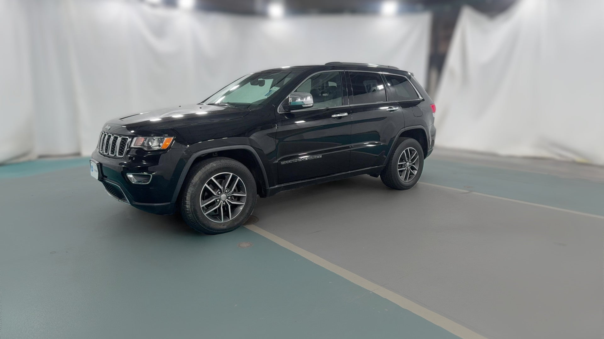 2017 Jeep Grand Cherokee vehicle photo