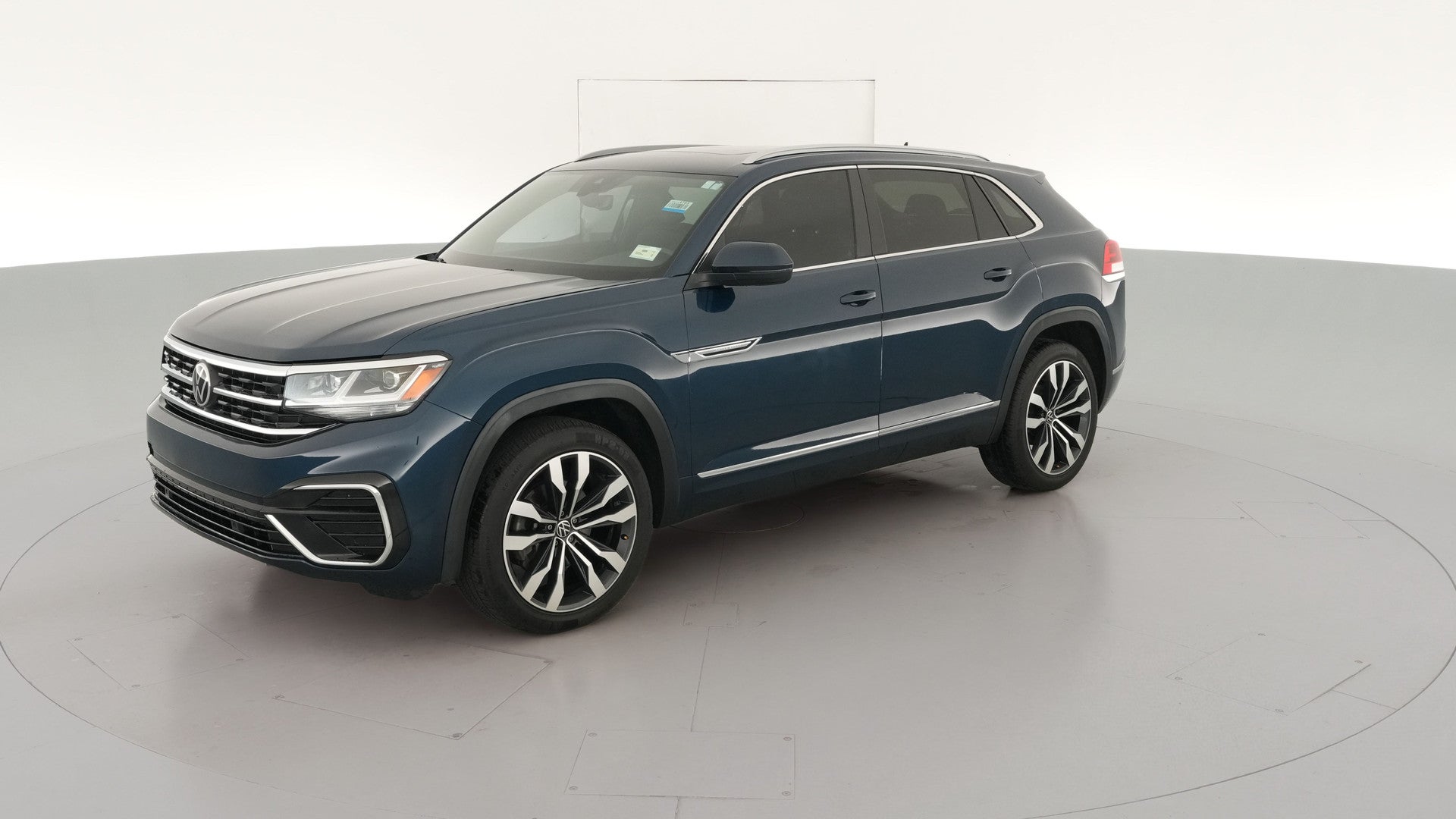 2020 Volkswagen Atlas Cross Sport vehicle photo