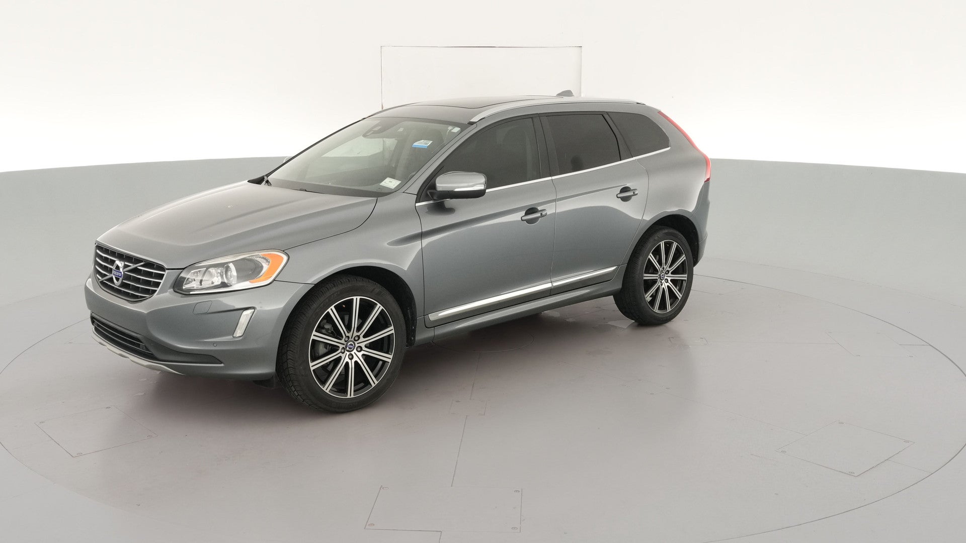 2017 Volvo XC60 vehicle photo