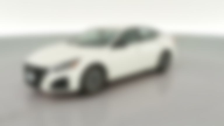 2025 Nissan Altima vehicle photo
