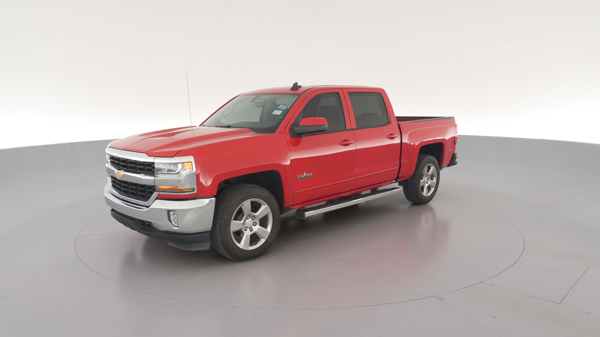 2018 Chevrolet Silverado 1500 Crew Cab vehicle photo