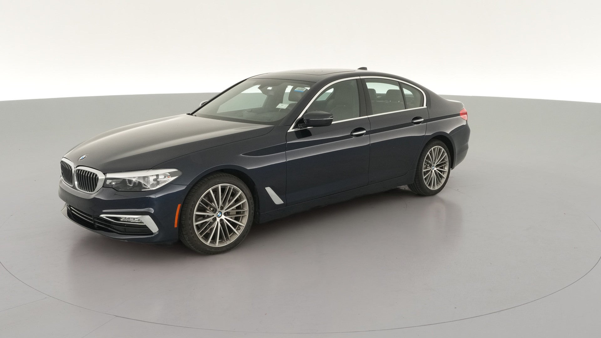2017 BMW 5 Series vehicle photo