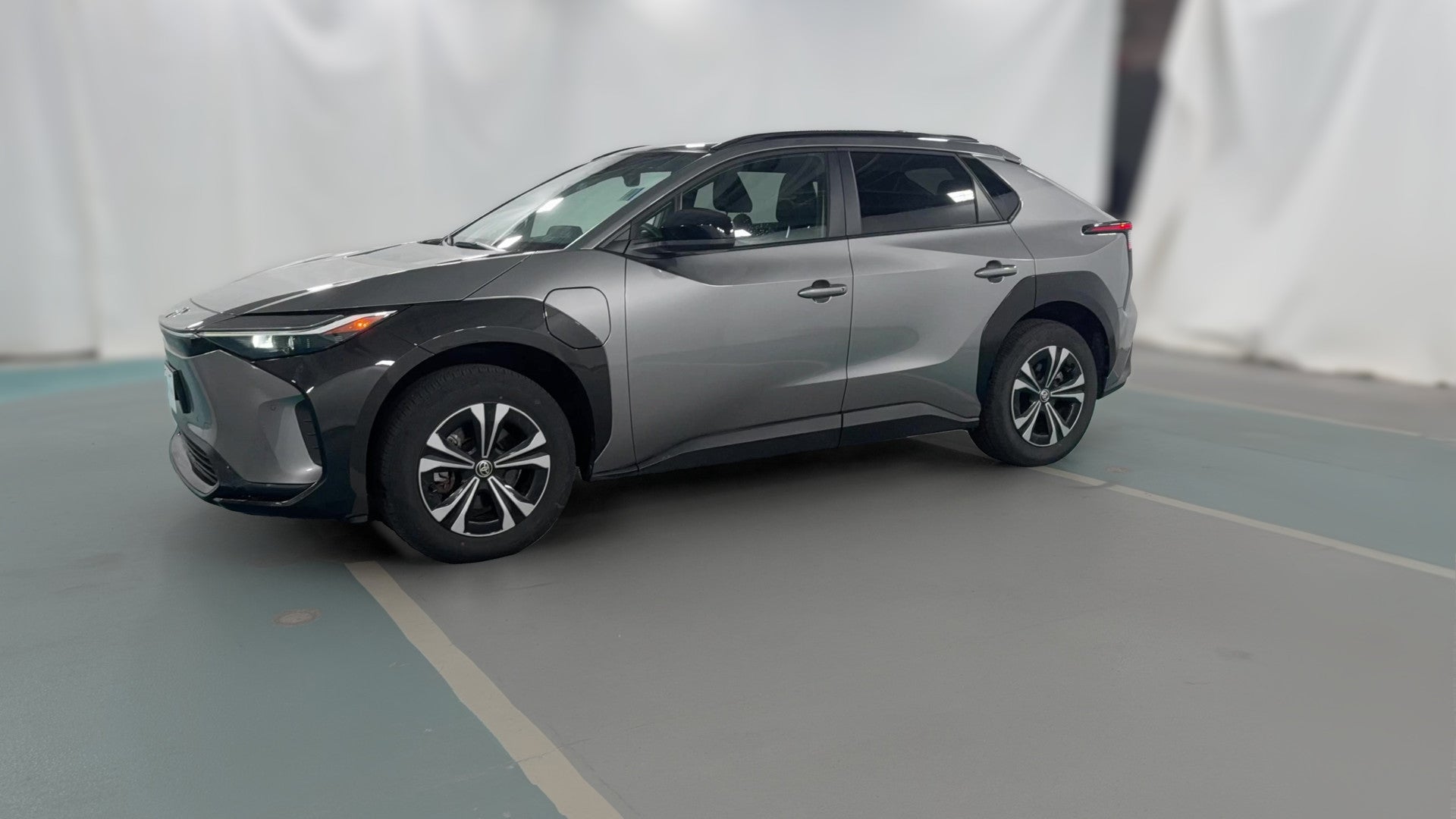 2024 Toyota bZ4X vehicle photo