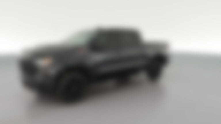 2022 Chevrolet Silverado 1500 Crew Cab vehicle photo
