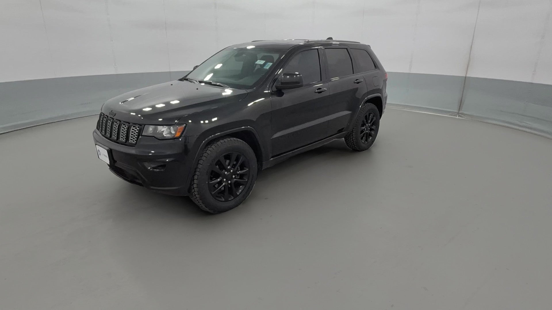 2020 Jeep Grand Cherokee vehicle photo