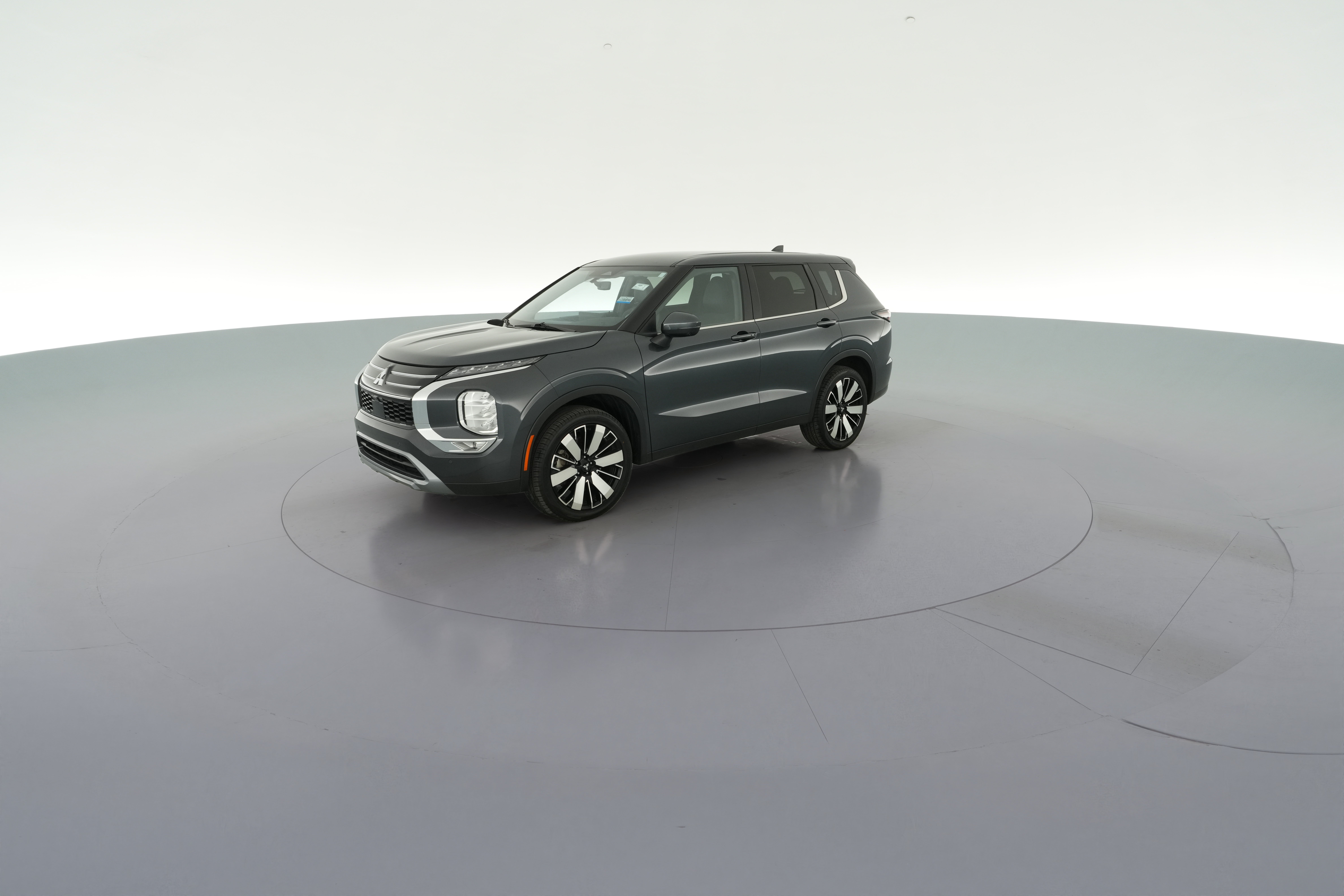 2025 Mitsubishi Outlander SE - Photo 29