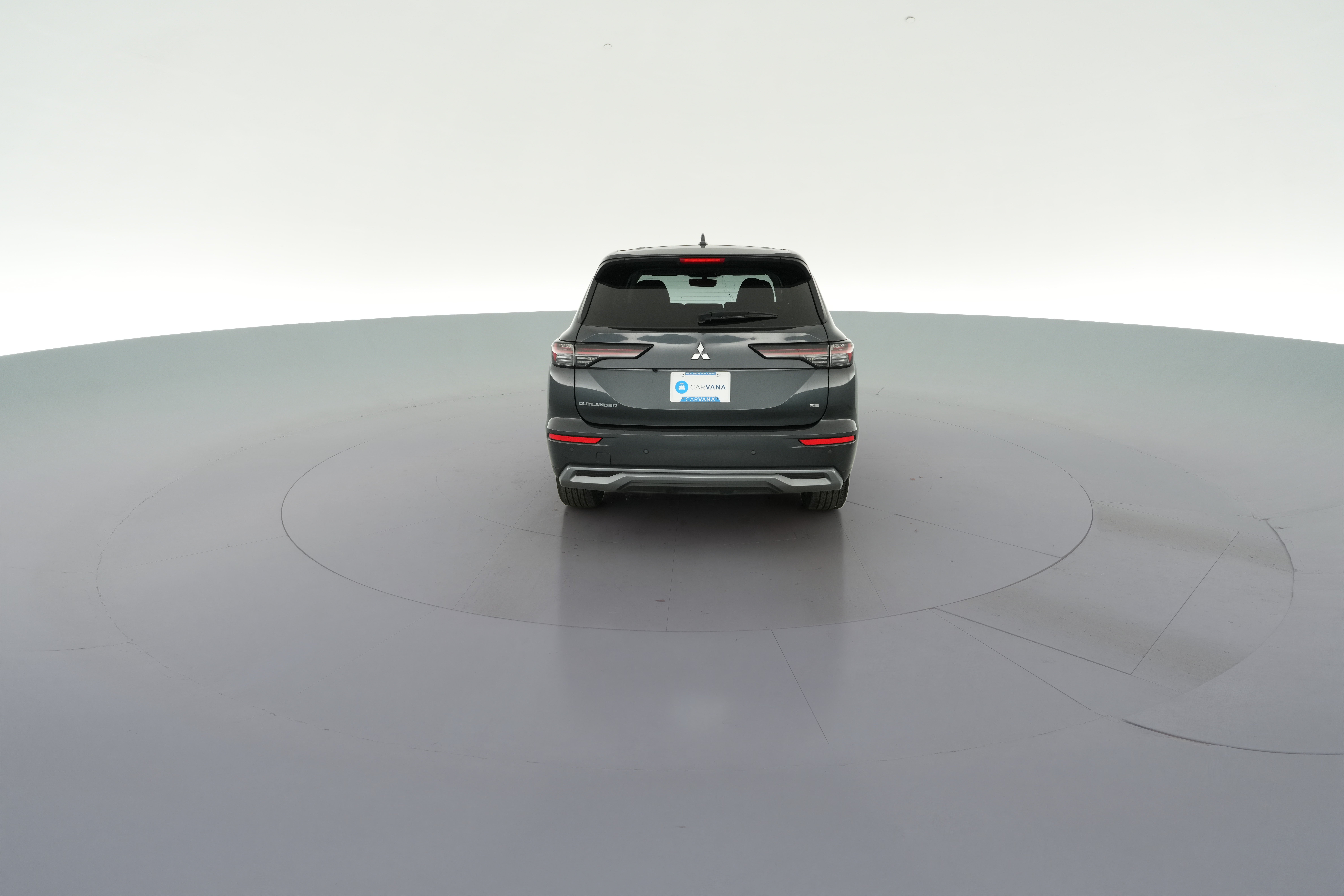 2025 Mitsubishi Outlander SE - Photo 35
