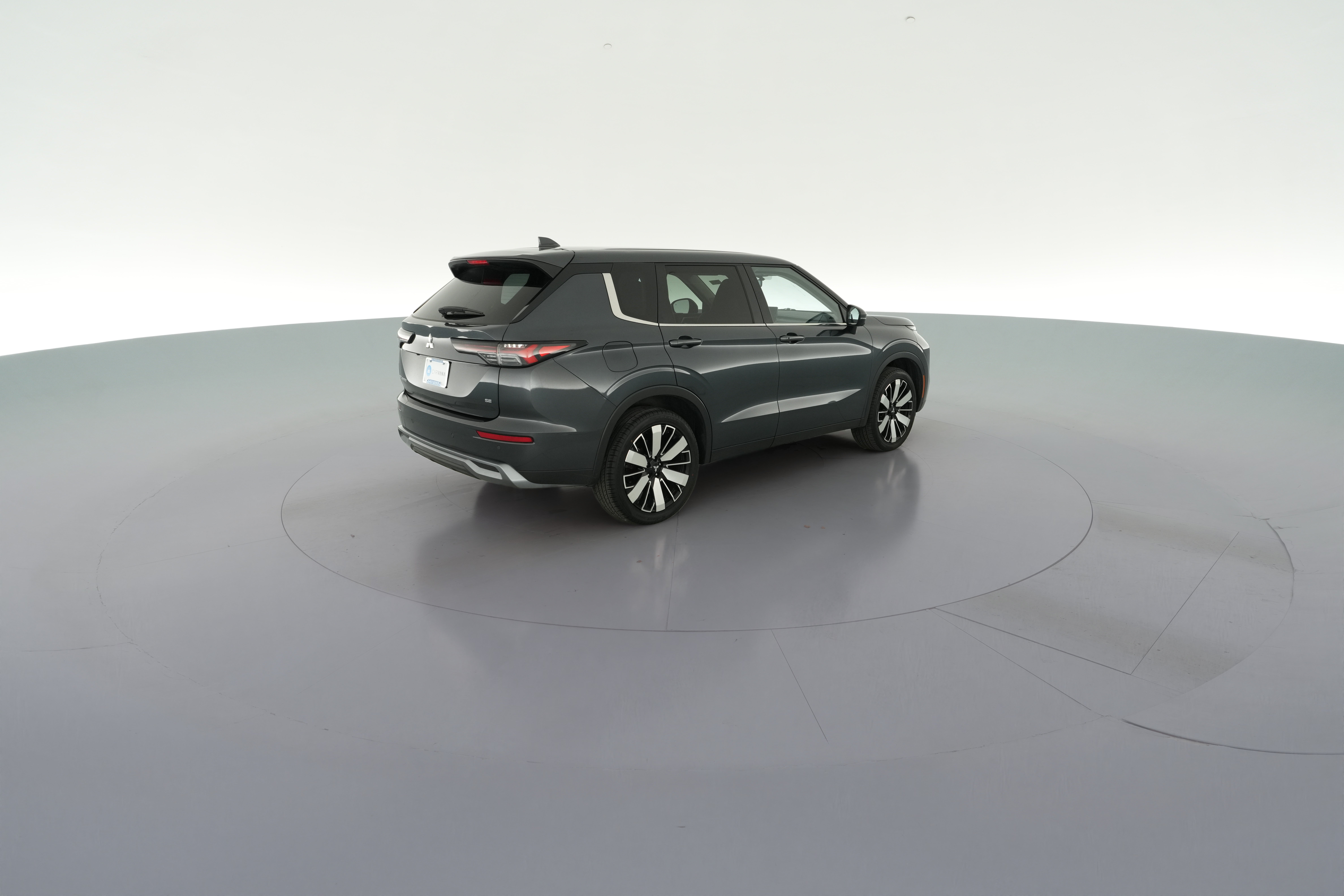 2025 Mitsubishi Outlander SE - Photo 37