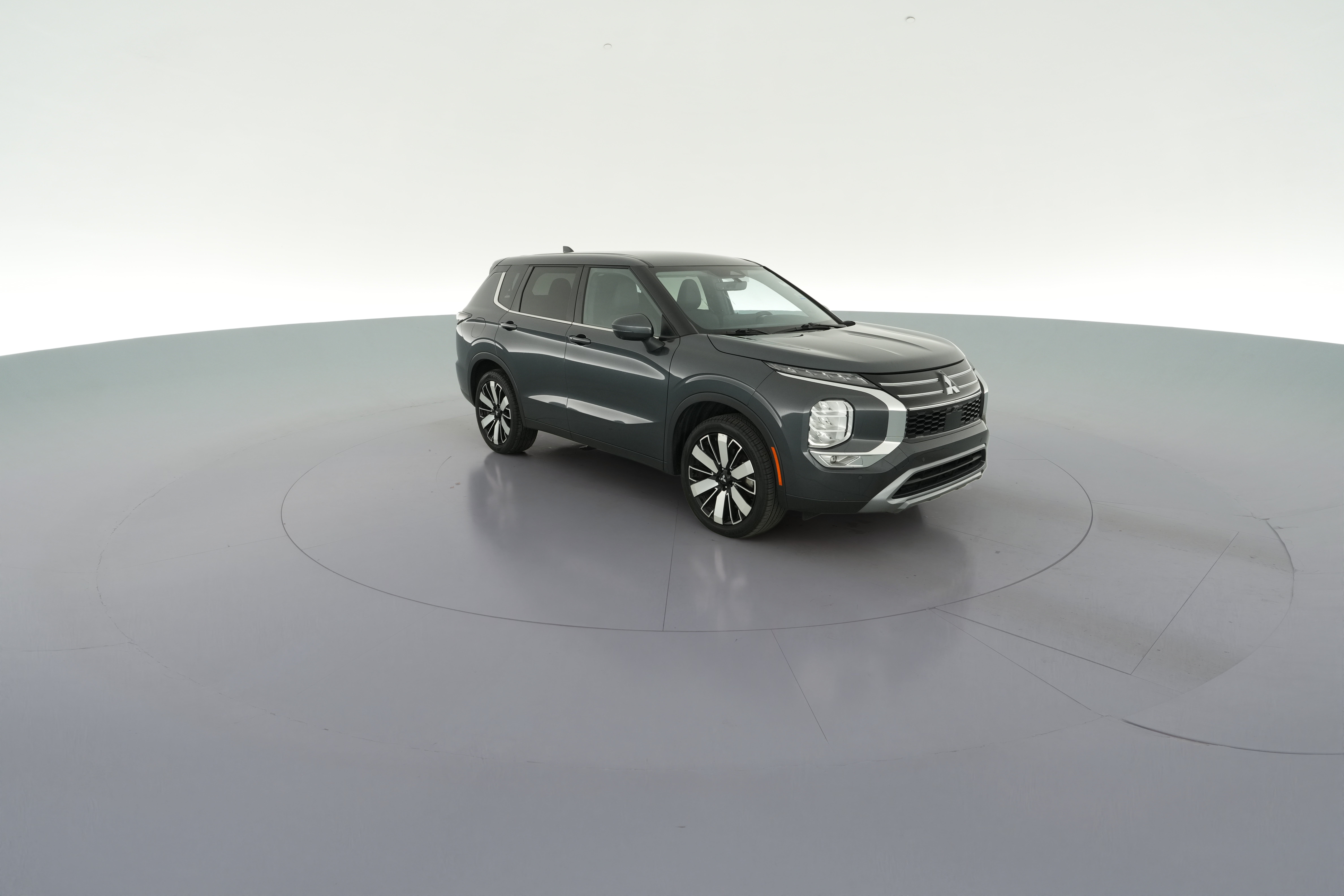 2025 Mitsubishi Outlander SE - Photo 41