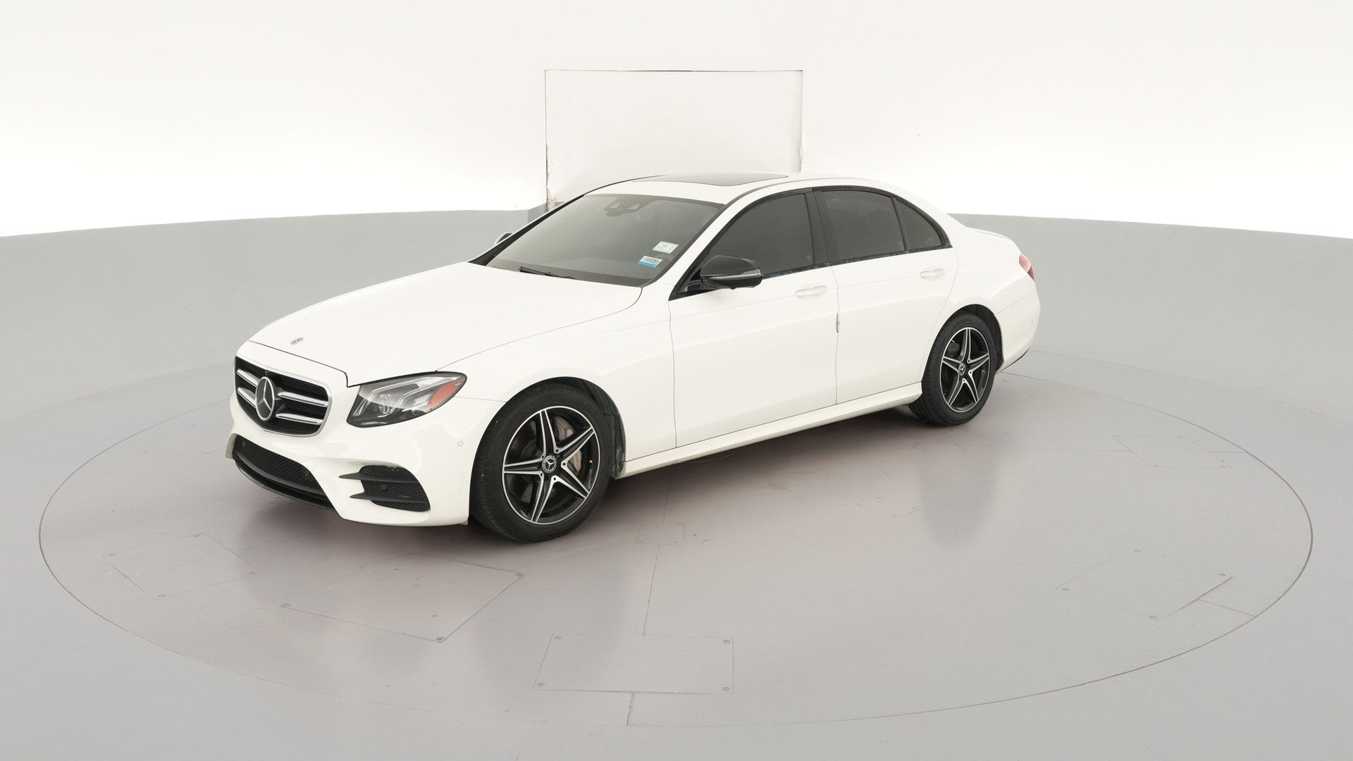 2019 Mercedes-Benz E-Class vehicle photo