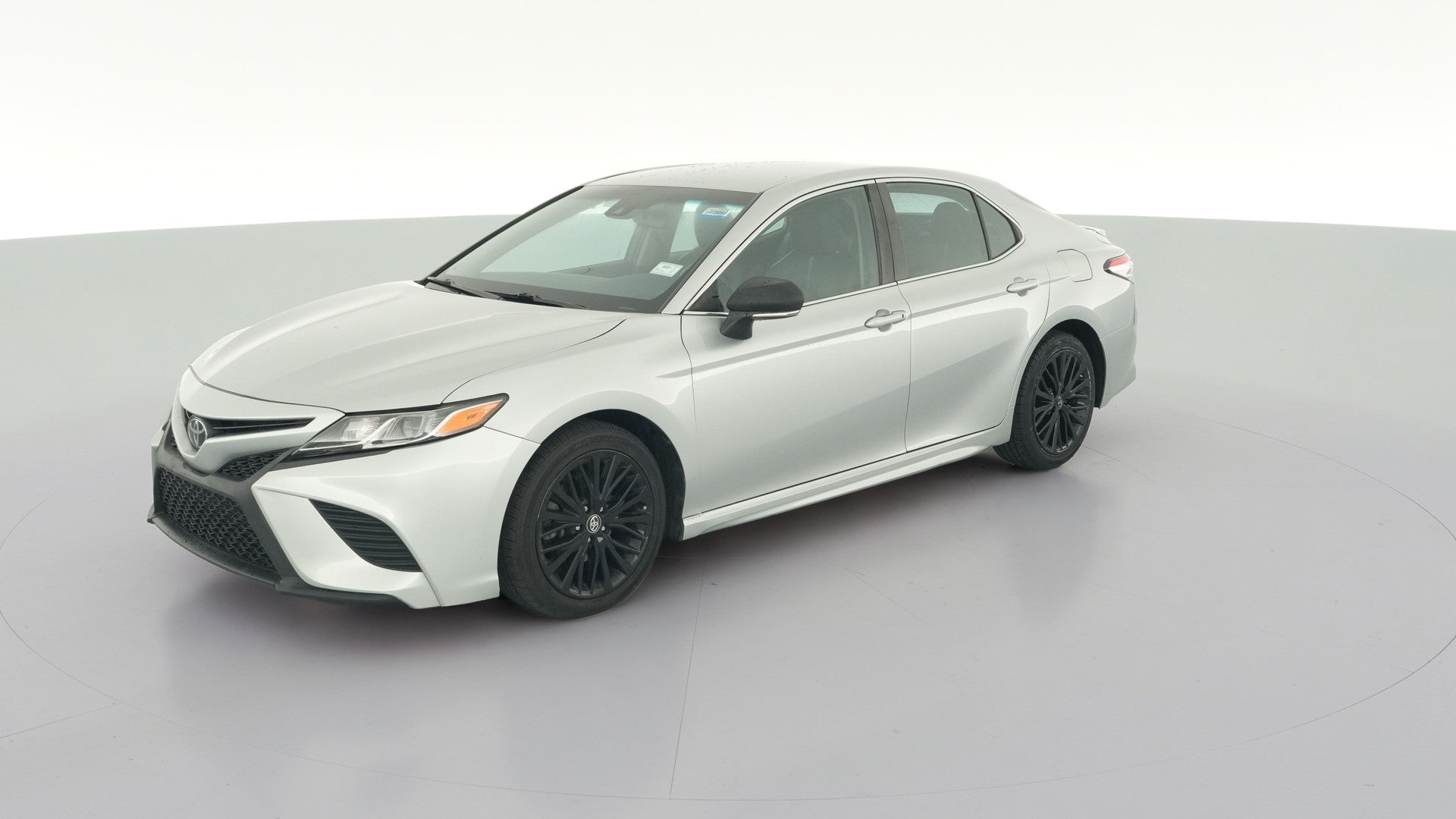 2018 Toyota Camry vehicle photo