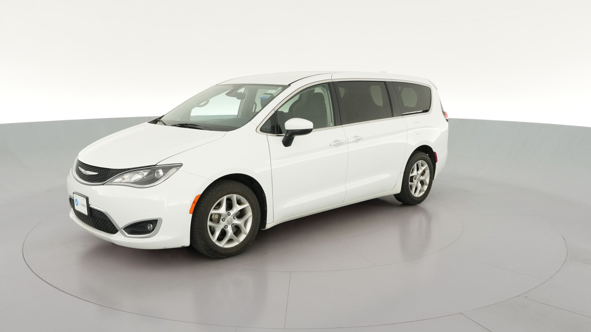 2017 Chrysler Pacifica vehicle photo