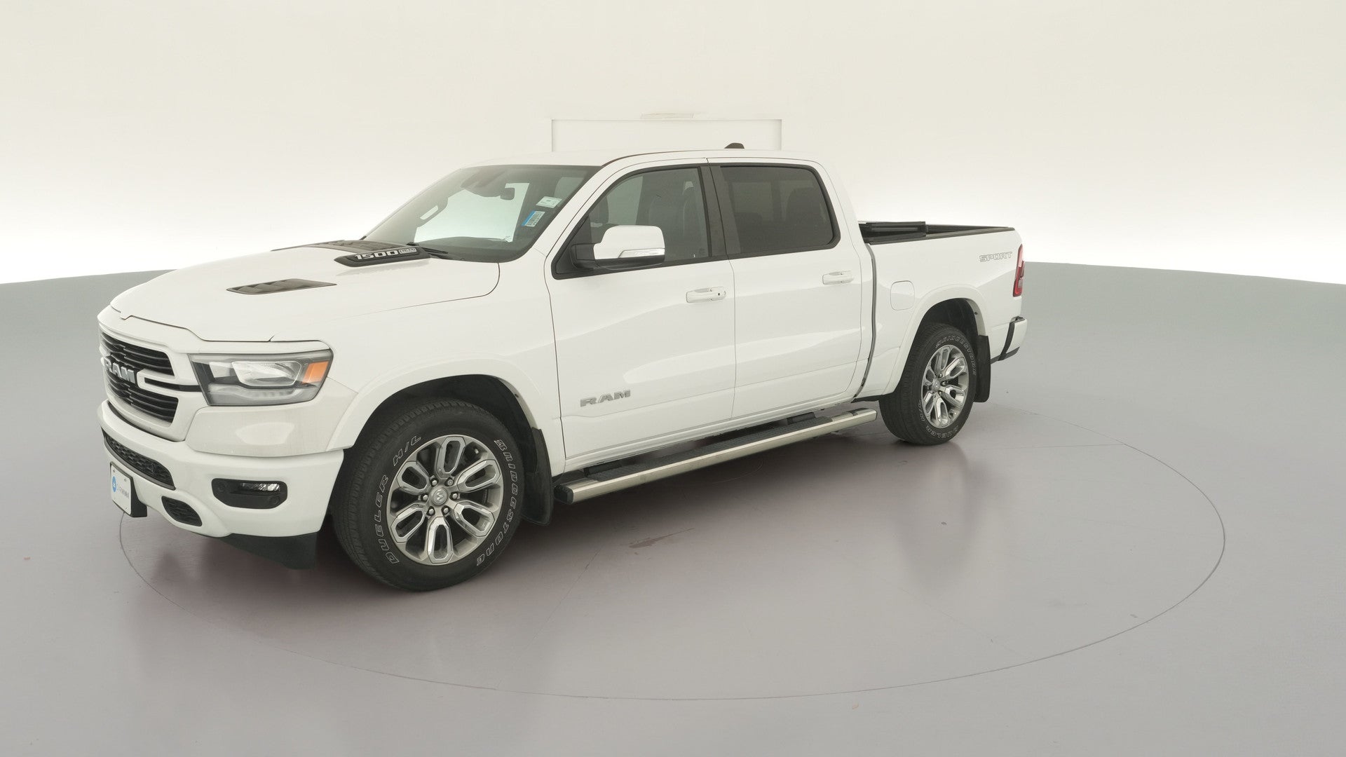 2022 Ram 1500 Crew Cab vehicle photo
