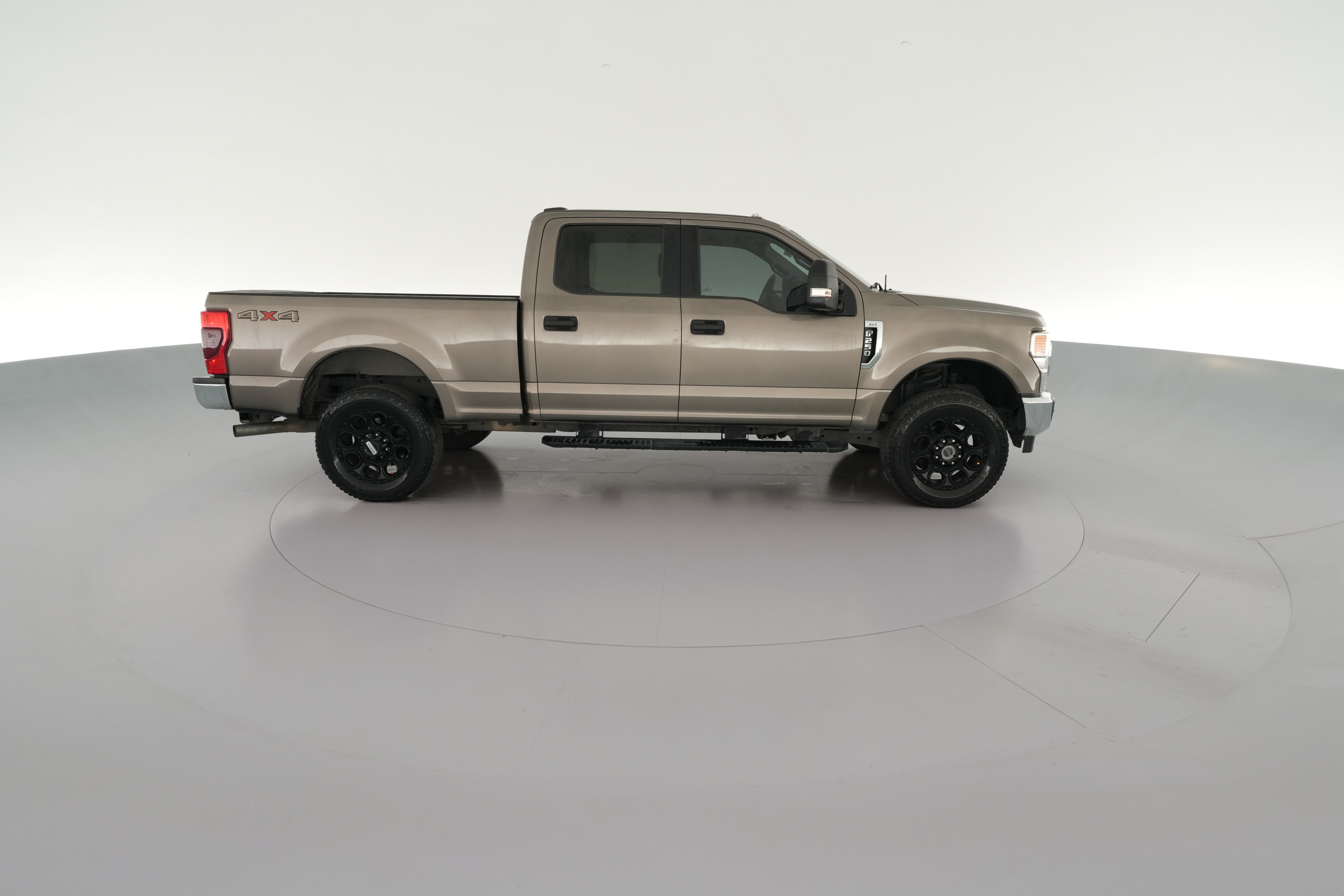 2020 Ford F-250 Super Duty XLT - Photo 35