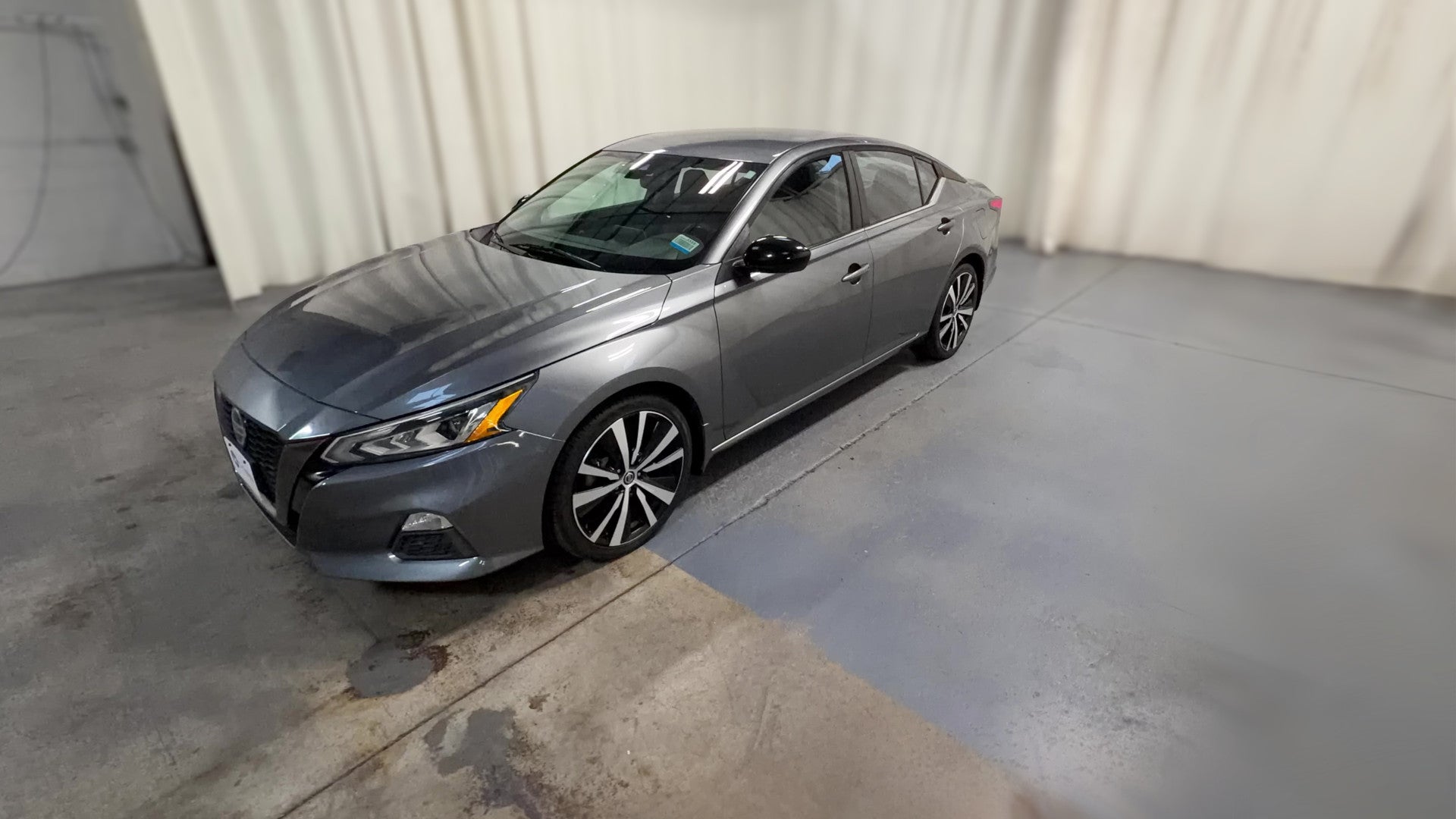 2020 Nissan Altima vehicle photo