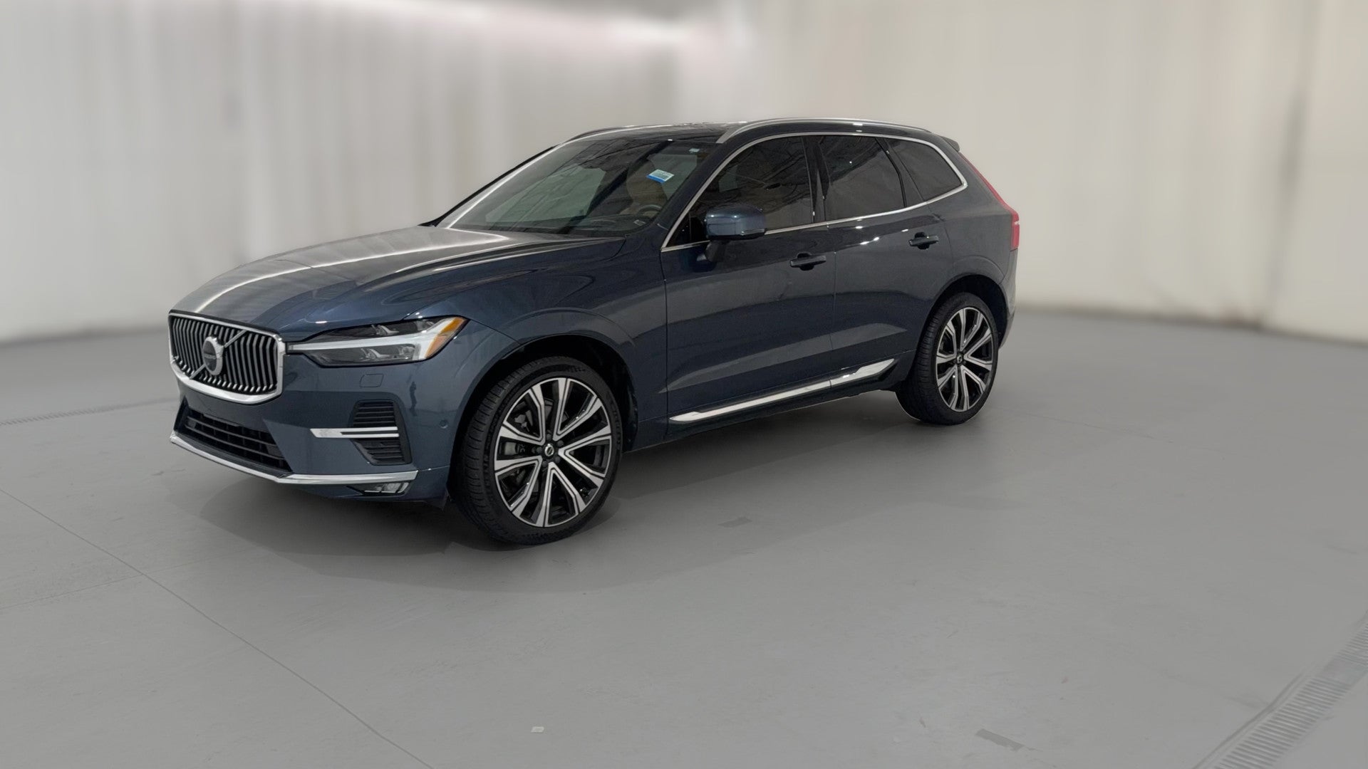 2023 Volvo XC60 vehicle photo