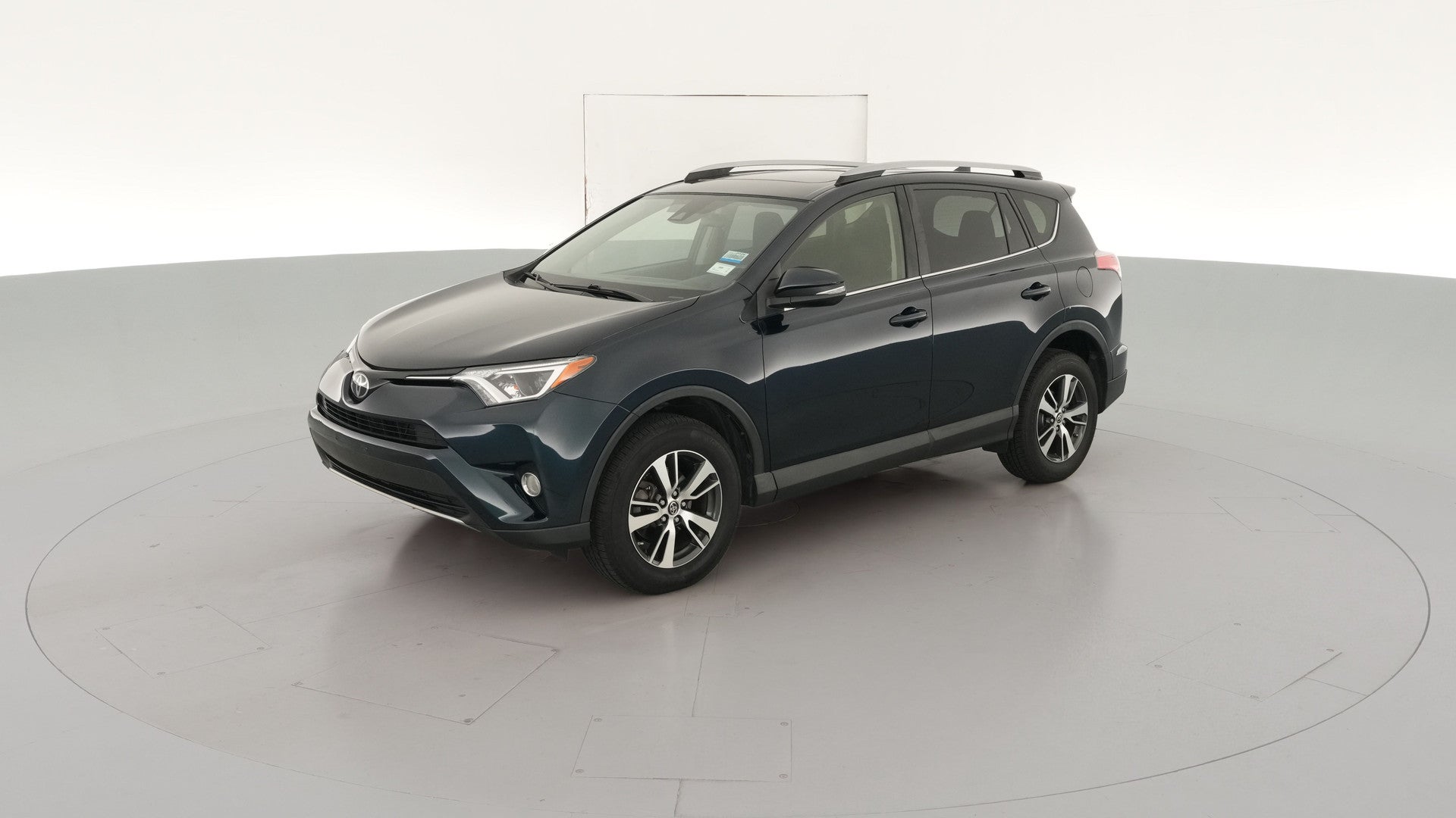2017 Toyota RAV4 vehicle photo