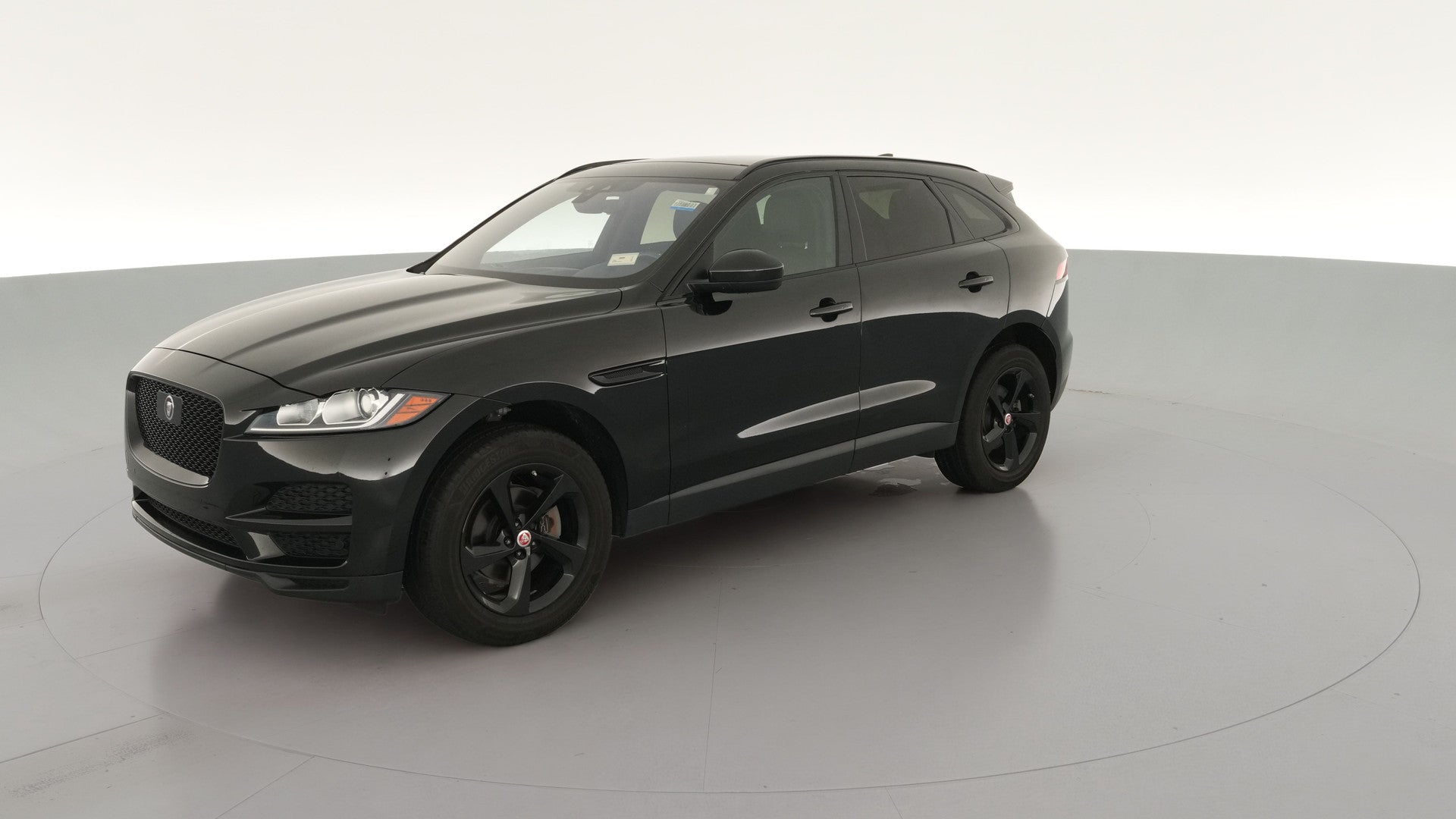 2020 Jaguar F-PACE vehicle photo
