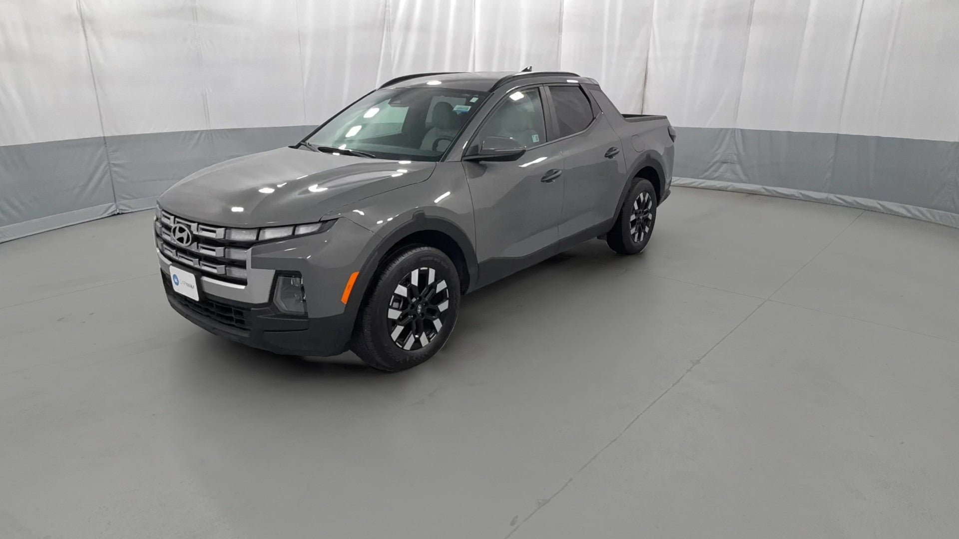 2025 Hyundai Santa Cruz vehicle photo
