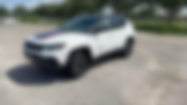 2025 Jeep Compass vehicle photo