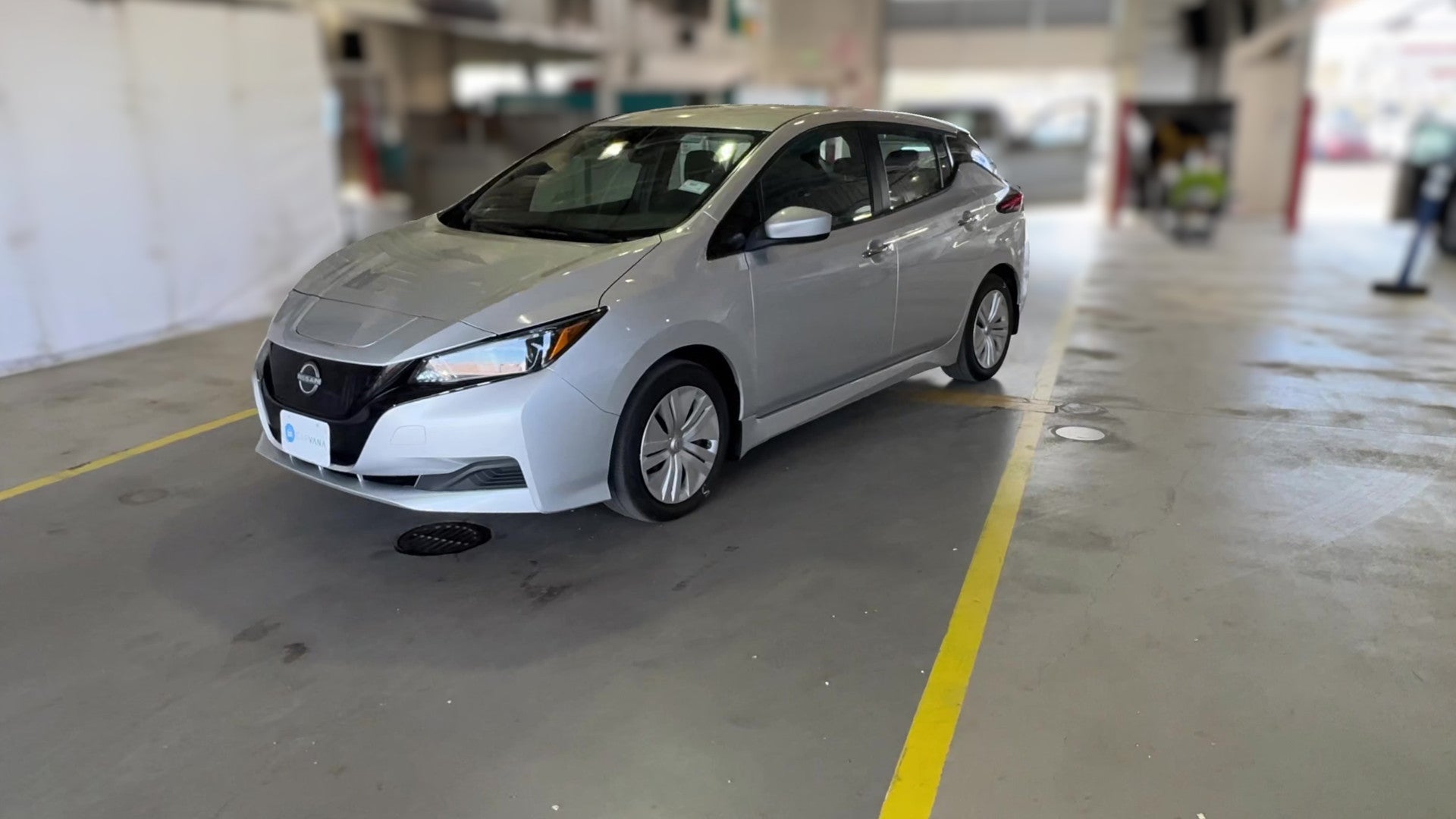 2025 Nissan LEAF vehicle photo