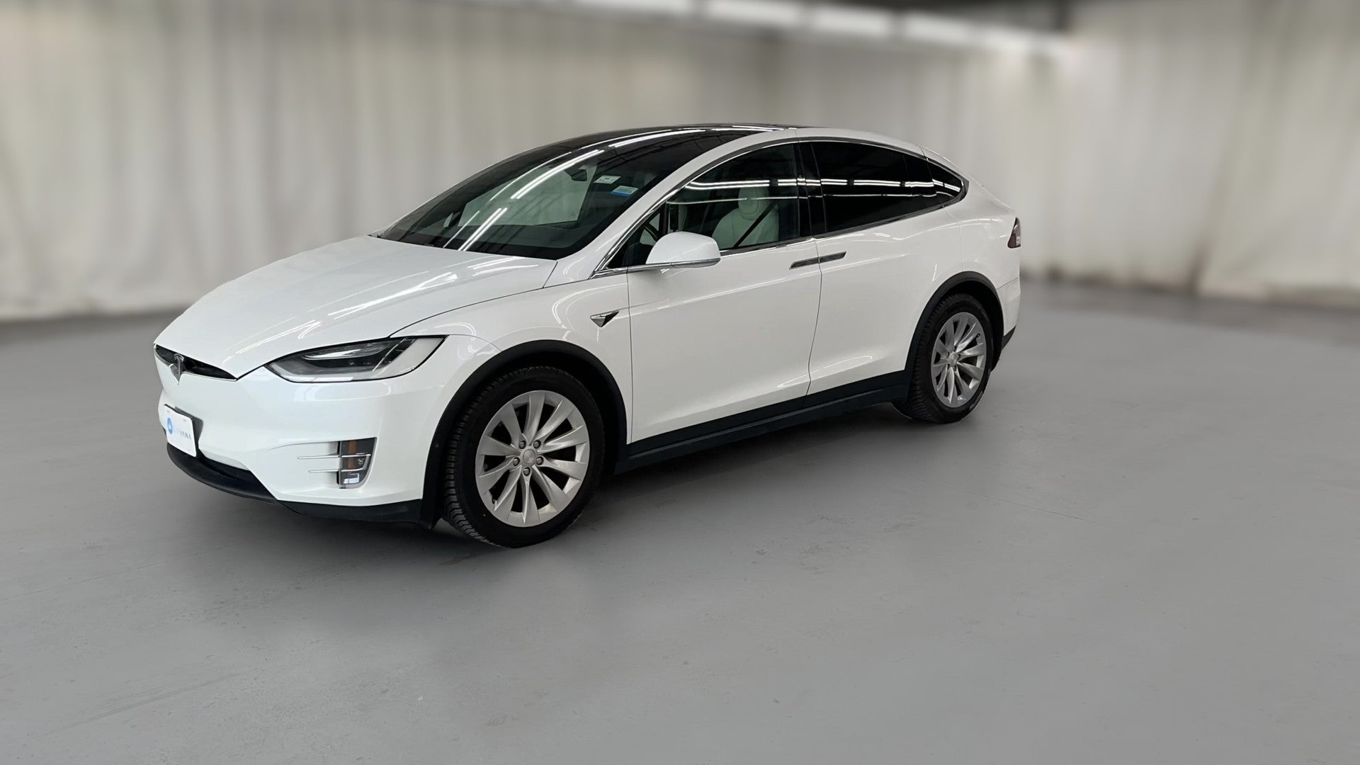 2020 Tesla Model X vehicle photo