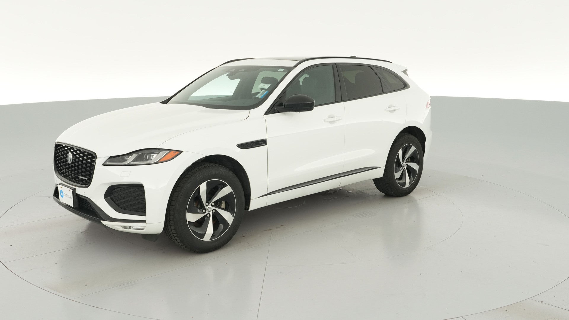 2025 Jaguar F-PACE vehicle photo