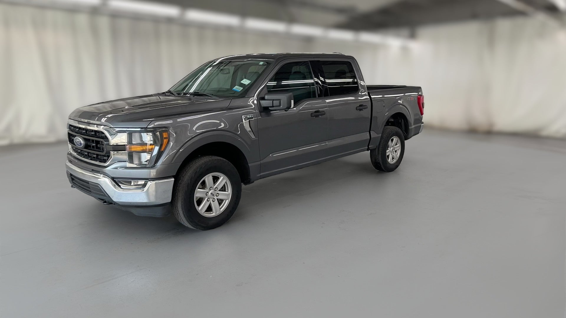 2023 Ford F150 SuperCrew Cab vehicle photo