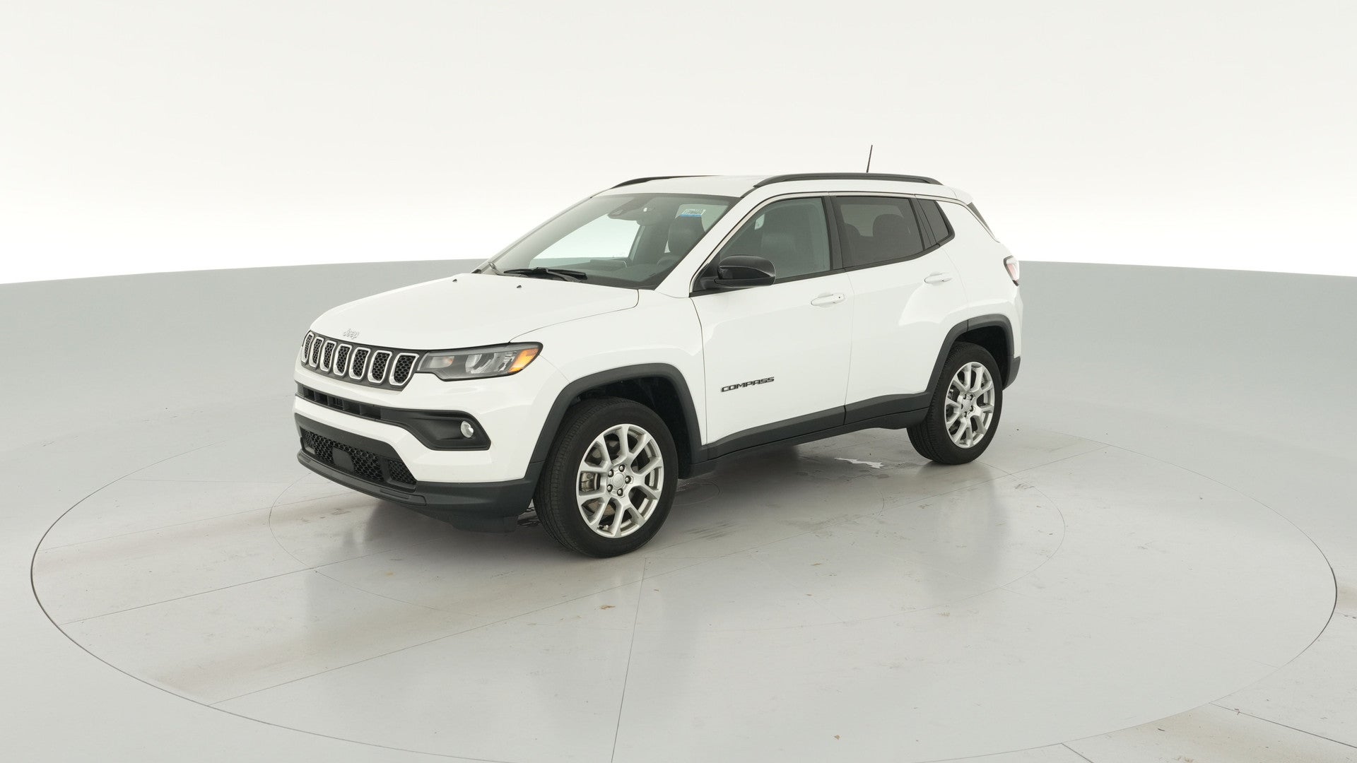 2024 Jeep Compass vehicle photo