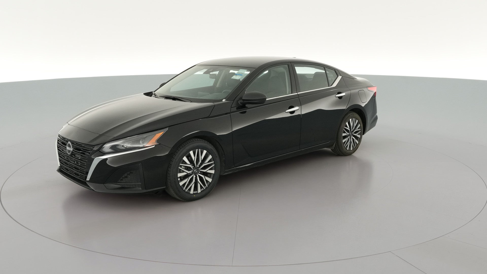 2025 Nissan Altima vehicle photo