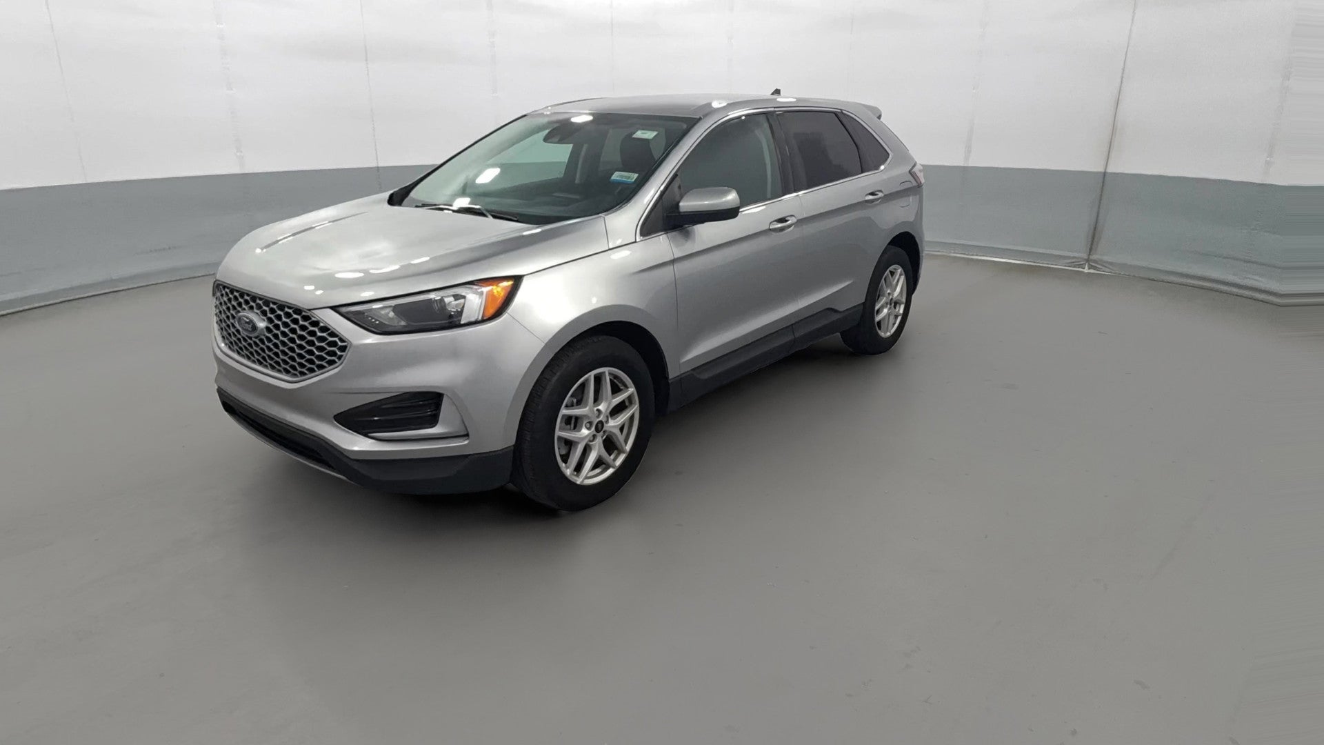 2024 Ford Edge vehicle photo