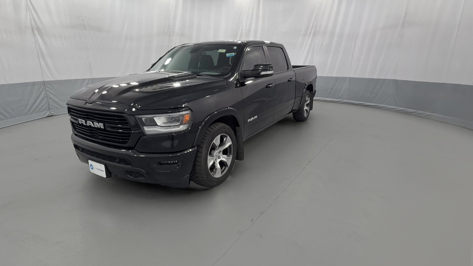 2019 Ram 1500 Crew Cab vehicle photo