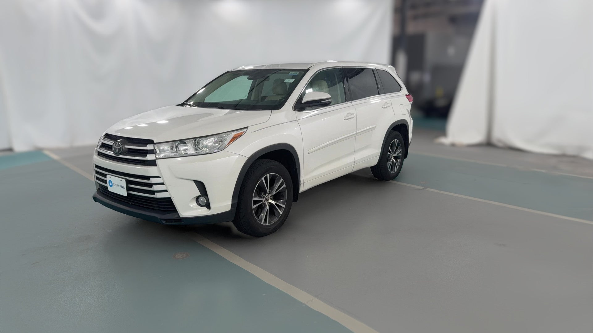2018 Toyota Highlander vehicle photo