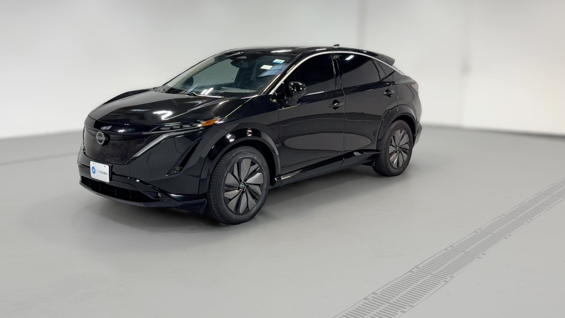 2024 Nissan ARIYA vehicle photo