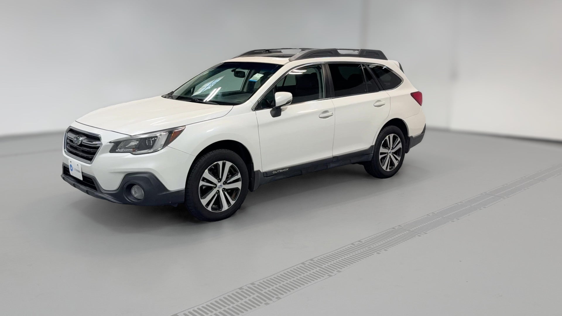 2018 Subaru Outback vehicle photo