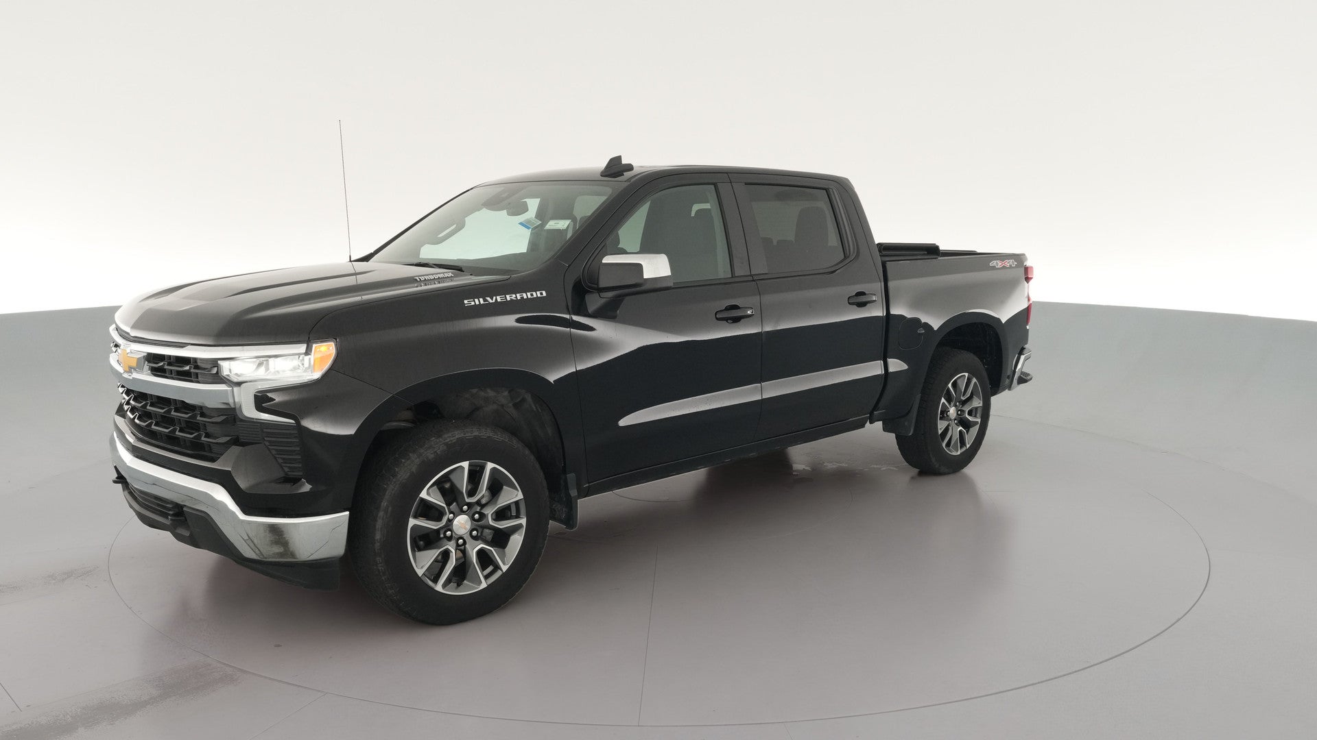 2024 Chevrolet Silverado 1500 Crew Cab vehicle photo