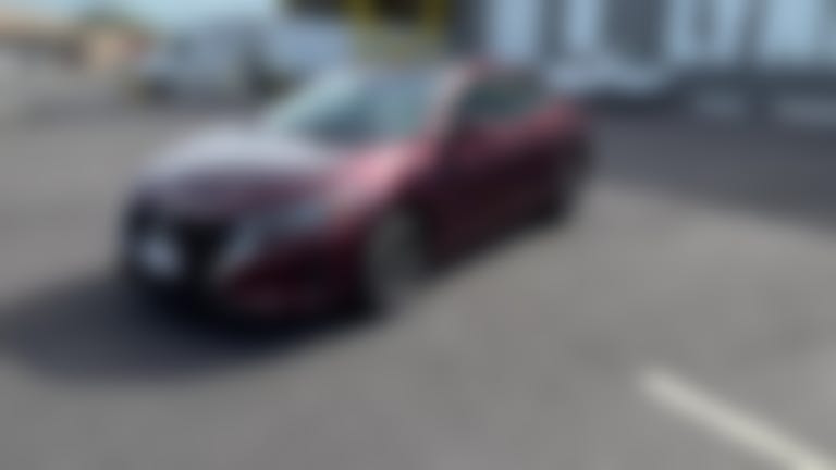 2025 Nissan Sentra vehicle photo