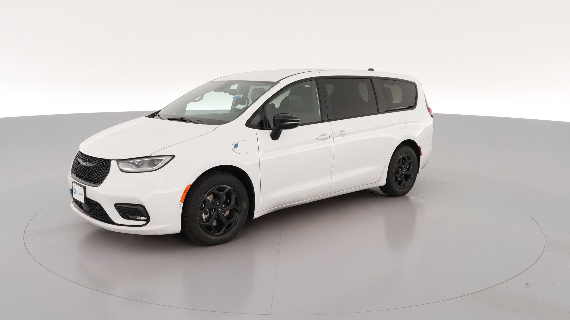 2024 Chrysler Pacifica Hybrid vehicle photo