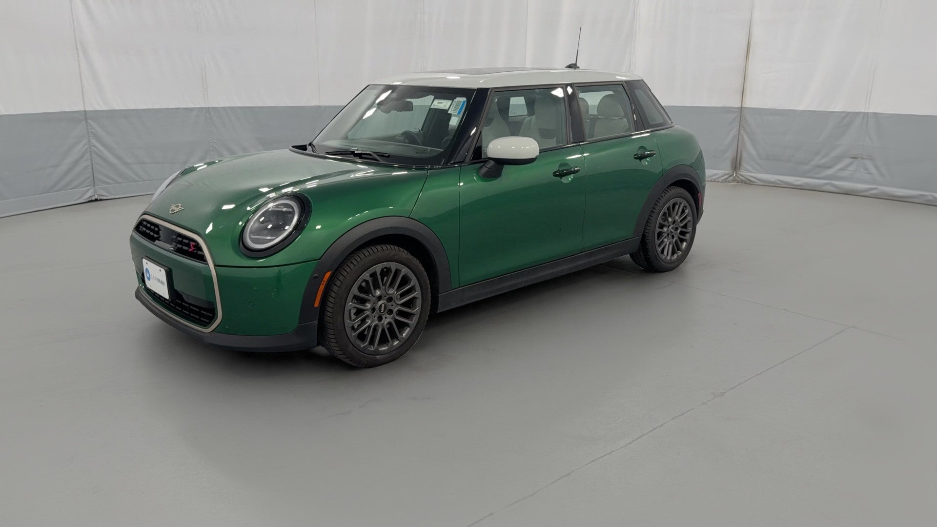 2026 MINI Hardtop 4 Door vehicle photo