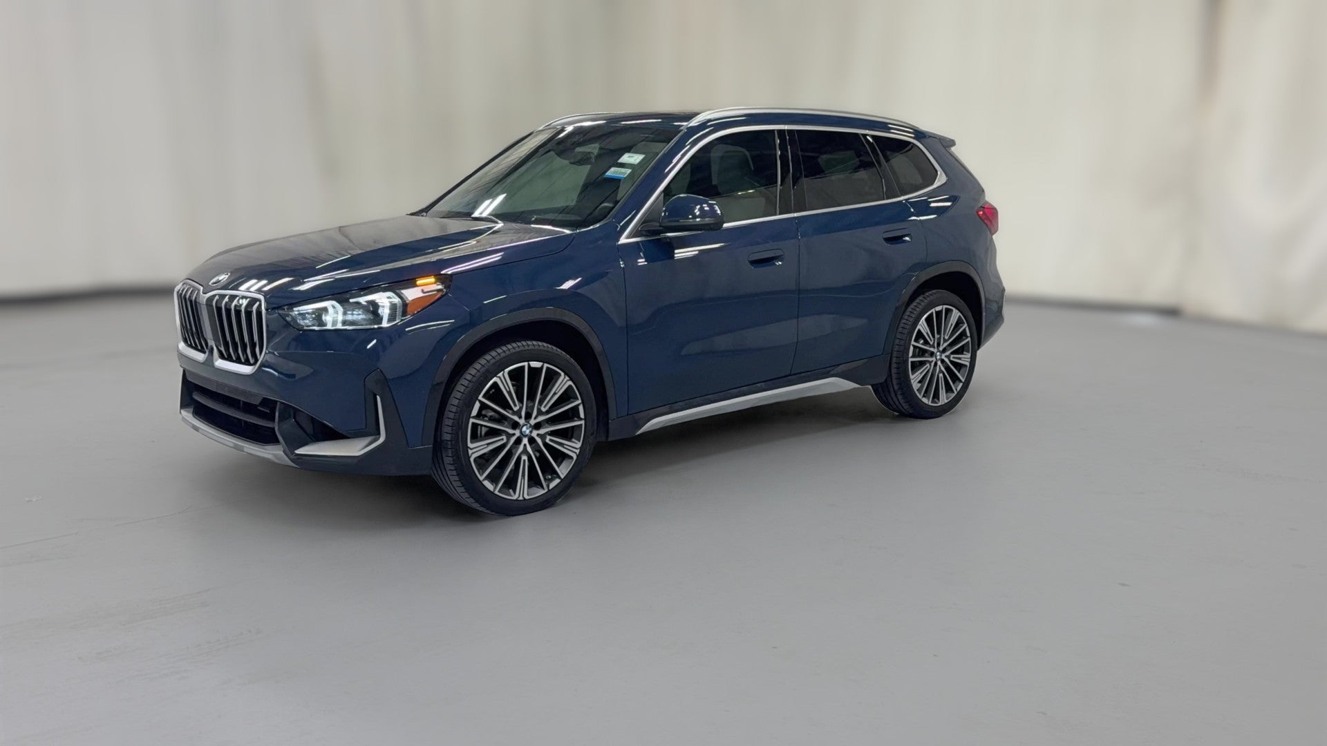 2026 BMW X1 vehicle photo