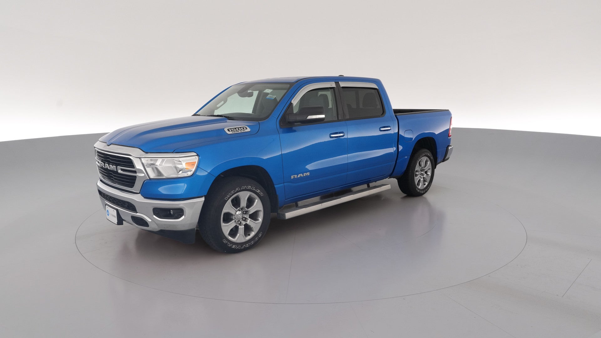 2020 Ram 1500 Crew Cab vehicle photo