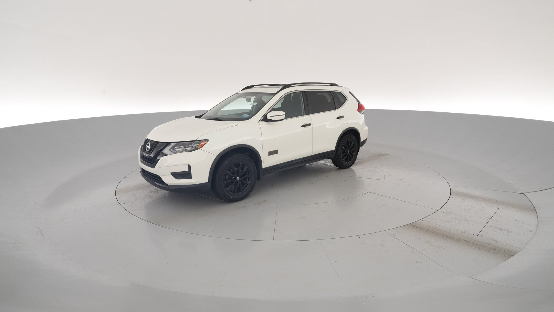 2017 Nissan Rogue vehicle photo
