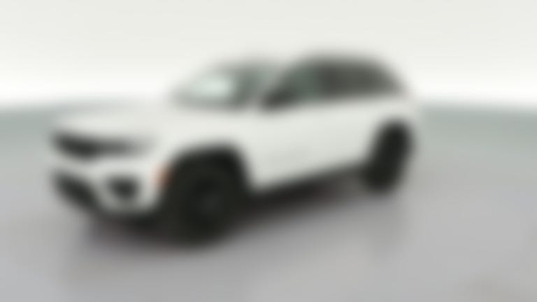 2025 Jeep Grand Cherokee vehicle photo