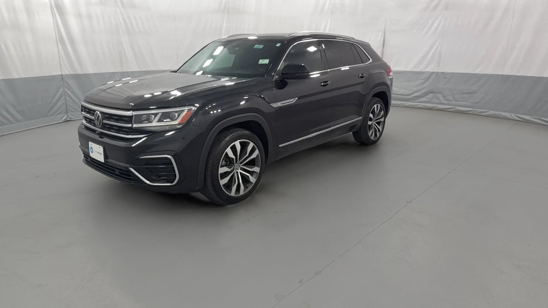 2023 Volkswagen Atlas Cross Sport vehicle photo